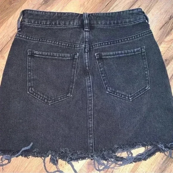 PacSun Women’s Size 24 Distressed Punk Jean Skirt - Picture 2 of 5